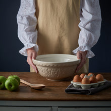 Load image into Gallery viewer, Mason Cash In the Forest Stone Set of 3 Prep and Mixing Bowl Set