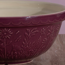 Load image into Gallery viewer, Mason Cash In the Meadow Daisy, Purple Size 18 Mixing Bowl