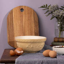 Load image into Gallery viewer, Mason Cash In the Meadow Daffodil, Yellow Size 30 Mixing Bowl