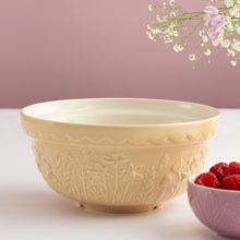 Load image into Gallery viewer, Mason Cash In the Meadow Daffodil, Yellow Size 30 Mixing Bowl