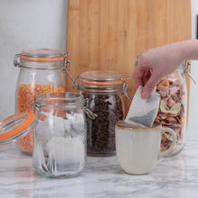 Load image into Gallery viewer, Round Clip Top Jars-Set of 4 (2pcs 34oz, 2 pcs 51oz)