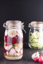 Load image into Gallery viewer, Kilner® 51 Oz Round Clip Top Jar