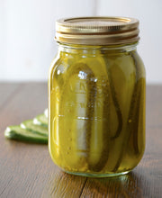 Load image into Gallery viewer, Kilner® 17 Oz Classic Canning Jar