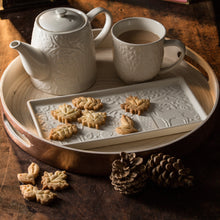 Load image into Gallery viewer, Mason Cash In the Forest Cream 2 Piece Serving Set

