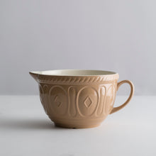 Load image into Gallery viewer, Mason Cash Cane Batter Bowl
