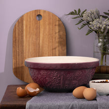 Load image into Gallery viewer, Mason Cash In the Meadow Daisy, Purple Size 18 Mixing Bowl
