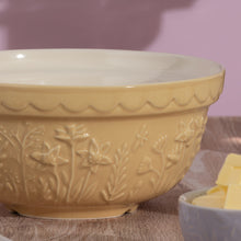 Load image into Gallery viewer, Mason Cash In the Meadow Daffodil, Yellow Size 30 Mixing Bowl
