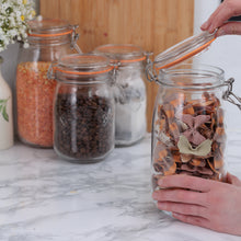 Load image into Gallery viewer, Round Clip Top Jars-Set of 4 (2pcs 34oz, 2 pcs 51oz)
