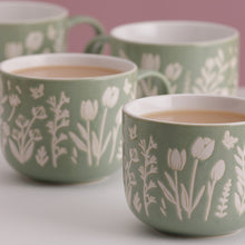 Load image into Gallery viewer, Mason Cash In the Meadow Set of 4 Green Tulip Mugs
