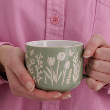 Load image into Gallery viewer, Mason Cash In the Meadow Set of 4 Green Tulip Mugs
