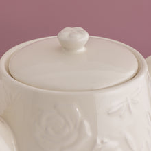 Load image into Gallery viewer, Mason Cash In the Meadow Teapot
