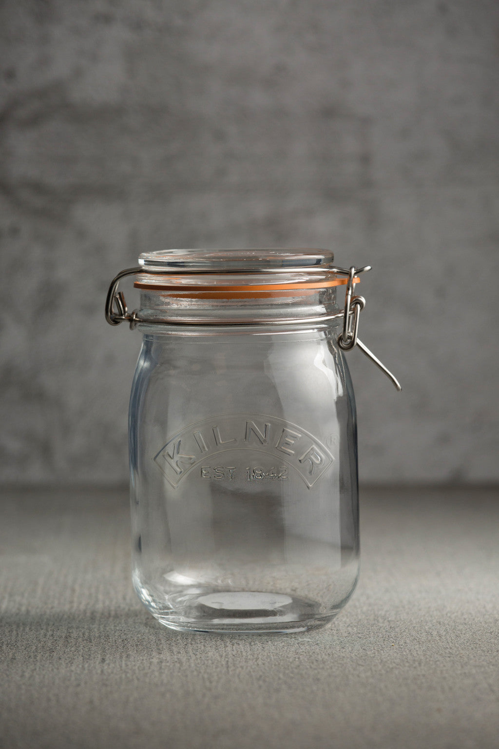 Kilner® 34 Oz Round Clip Top Jar