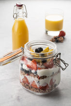 Load image into Gallery viewer, Kilner® 34 Oz Square Clip Jar
